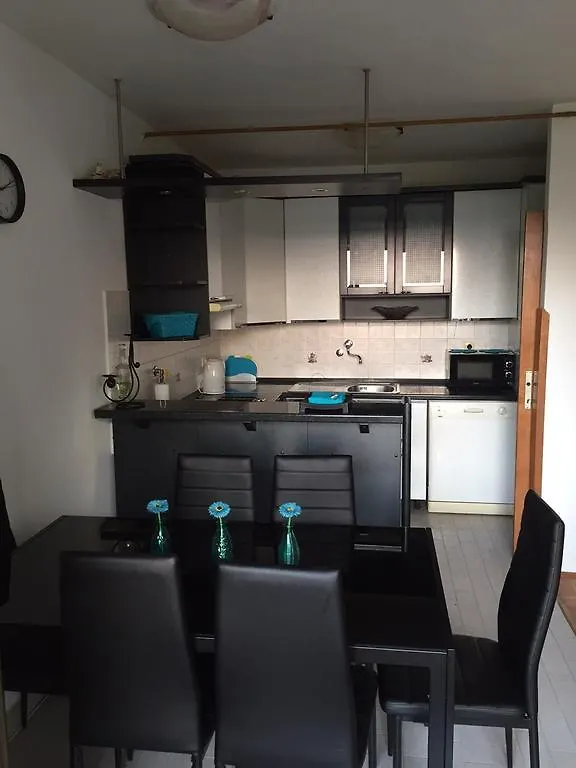 Apartment Davor بولا 3*,  كرواتيا